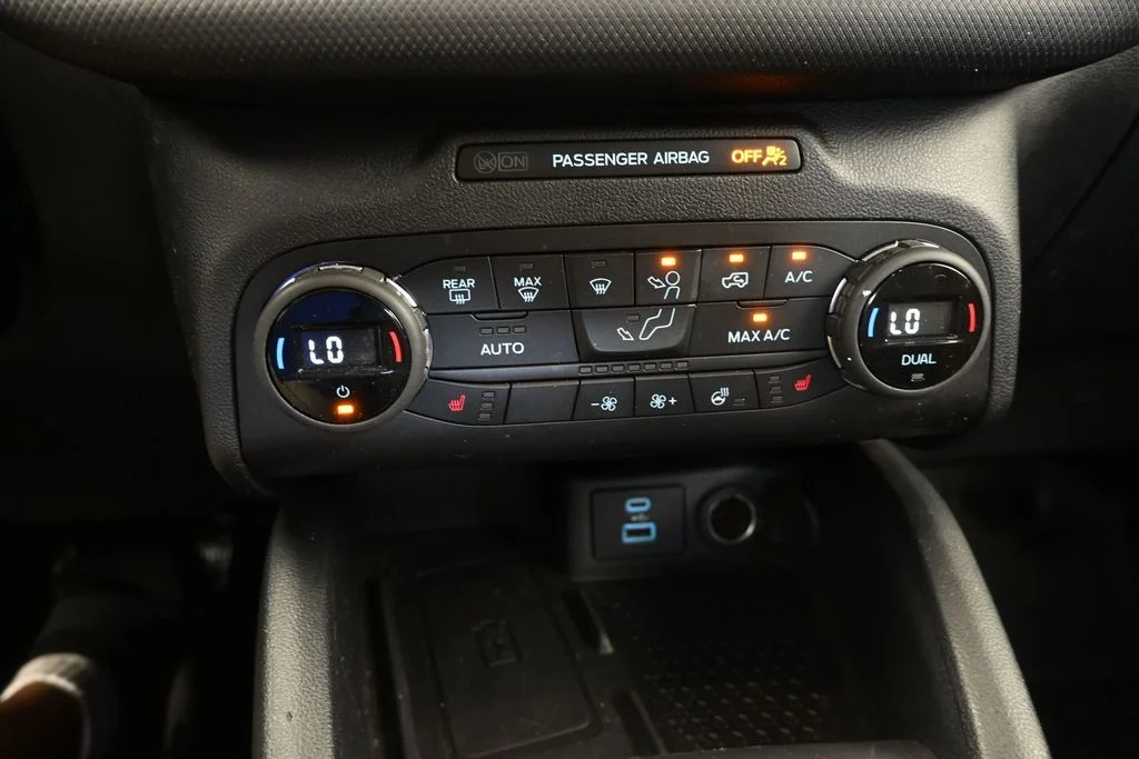 Certified Used 2021 Oxford White Ford Badlands image 33