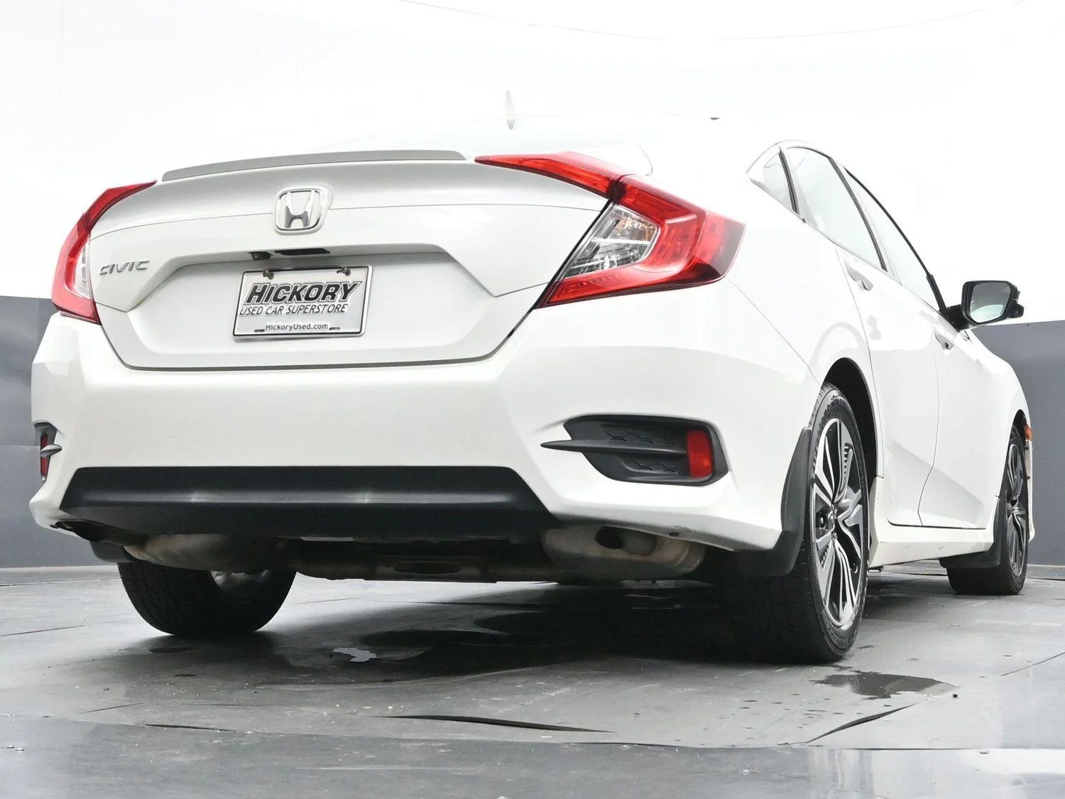 Used 2016 White Orchid Pearl Honda EX-T image 41