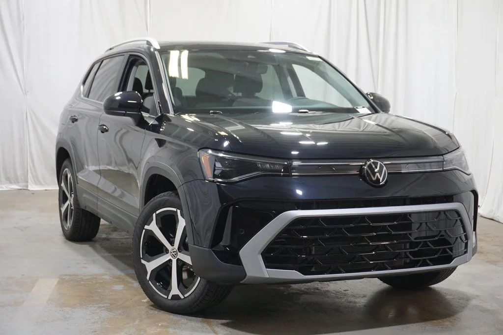 New 2026 Black Volkswagen 1.5T SEL image 2
