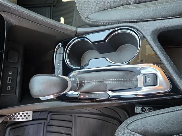 Used 2023 Moonstone Gray Metallic Buick Select Front-Wheel Drive image 20