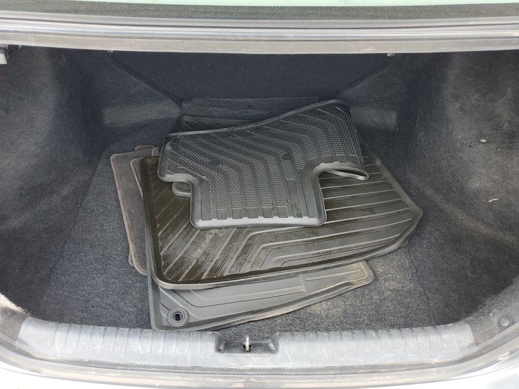 Used 2012 Gray Honda LX image 8