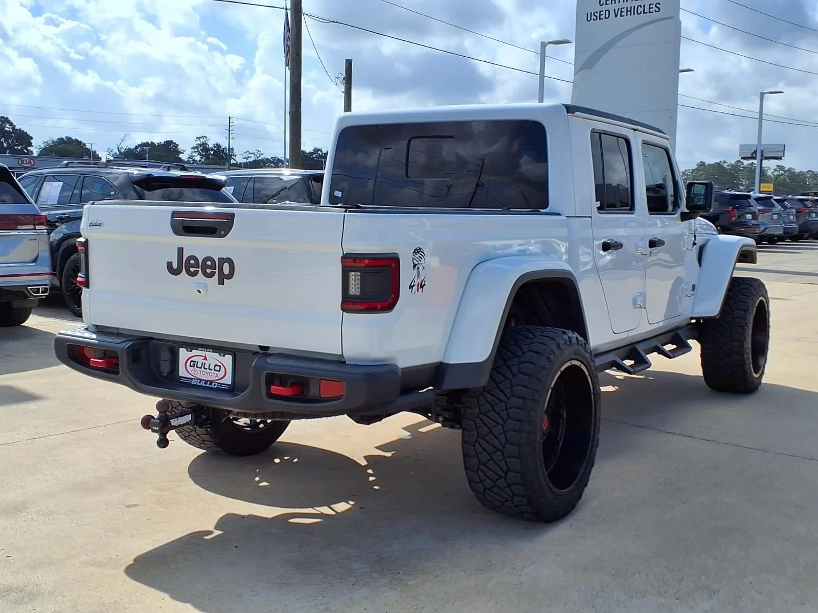 Used 2022 White Jeep Rubicon image 6