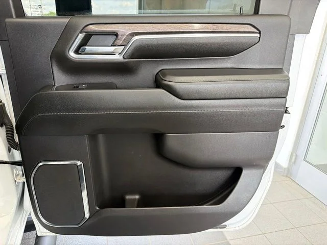 Used 2024 White Chevrolet LTZ image 11