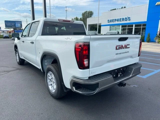 New 2026 Summit White GMC Pro image 18