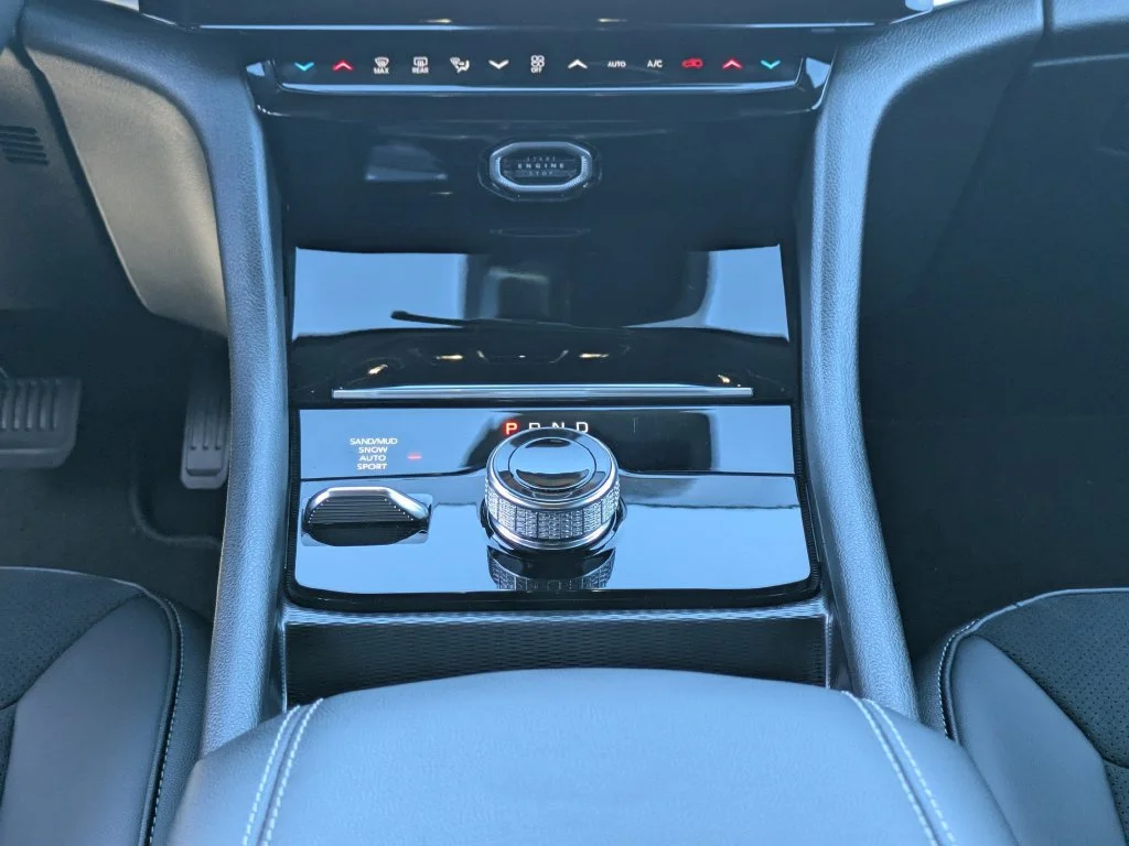 New 2027 Gray Jeep  image 21