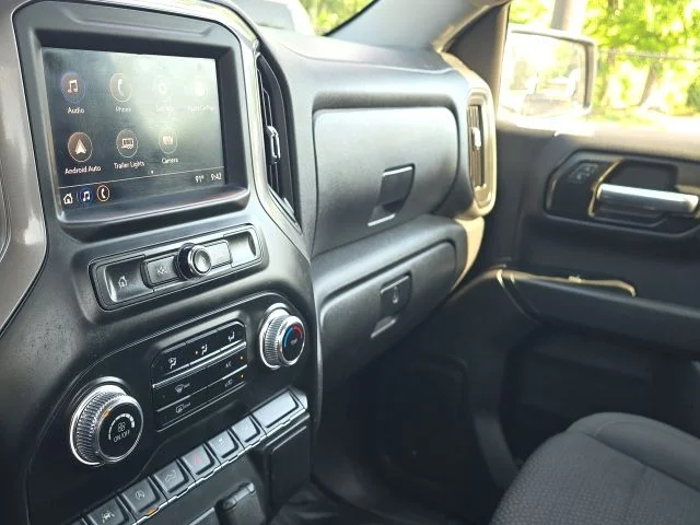 Used 2023 White GMC Pro image 20