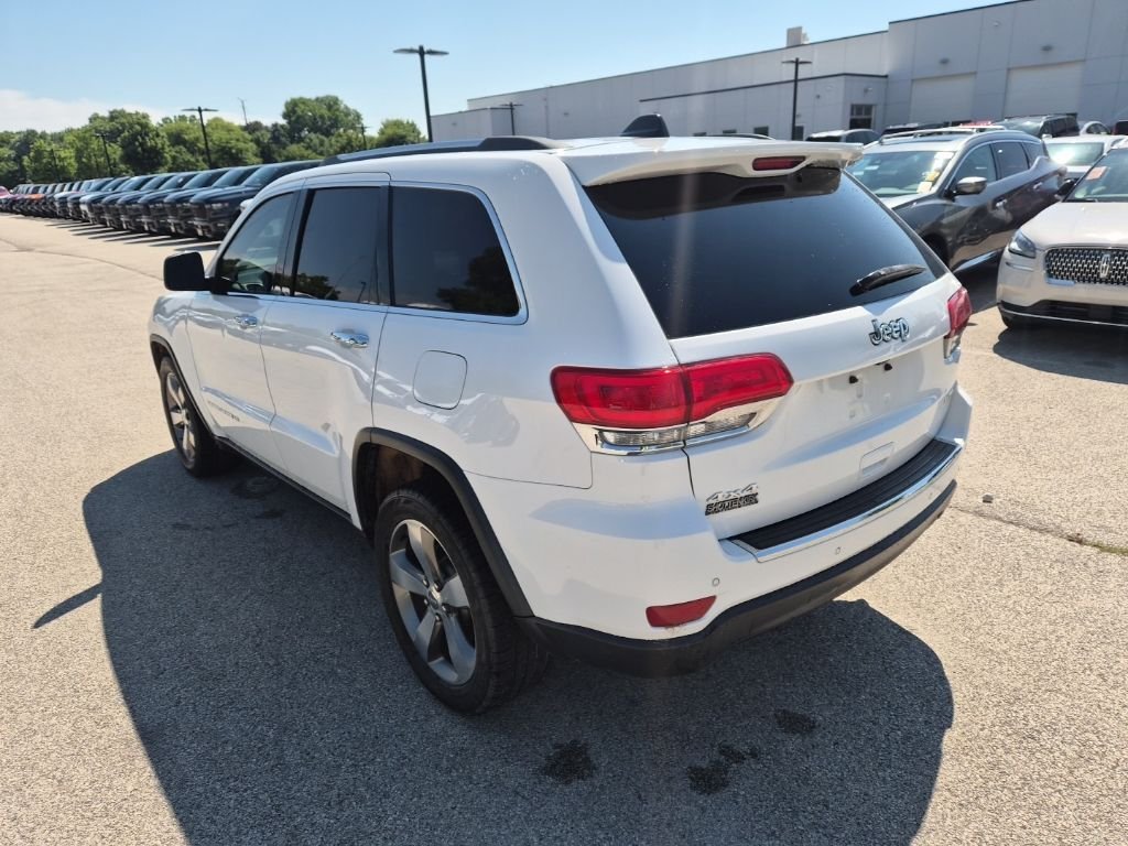 Used 2016 White Jeep Limited image 7