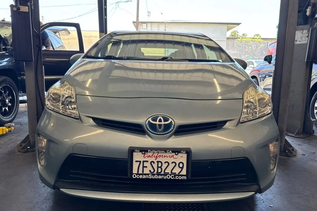 Used 2014 Beige Toyota Two image 3