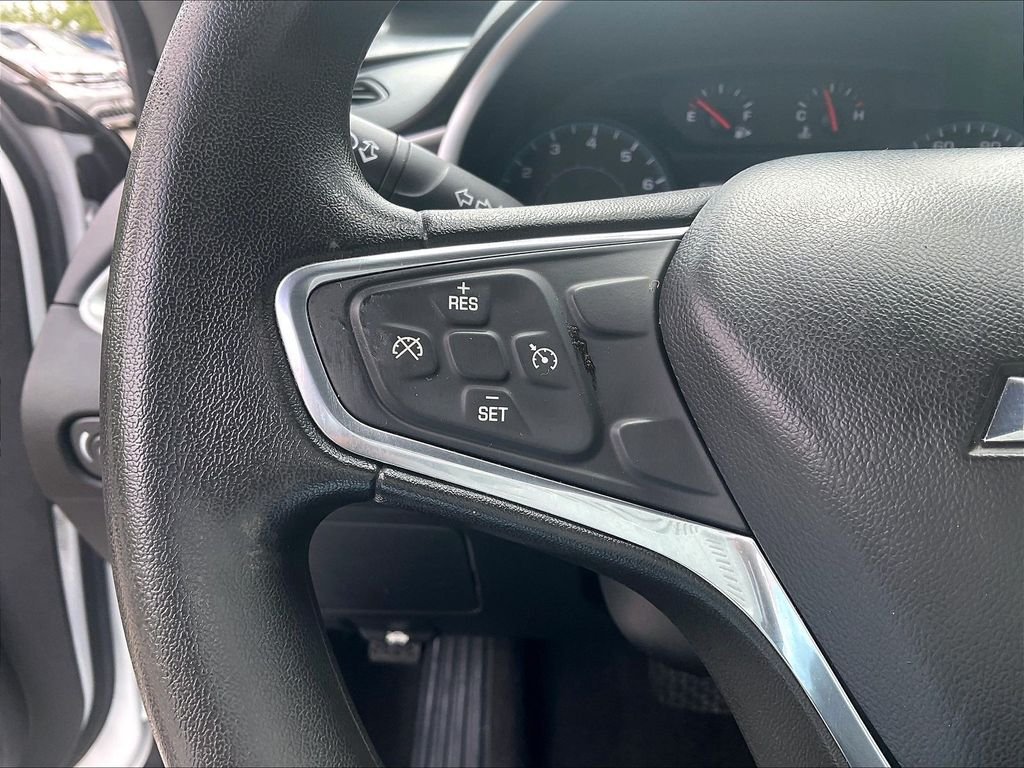 Used 2017 White Chevrolet LS image 22