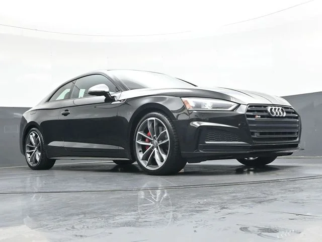 Used 2018 Black Audi 3.0T Premium Plus image 31