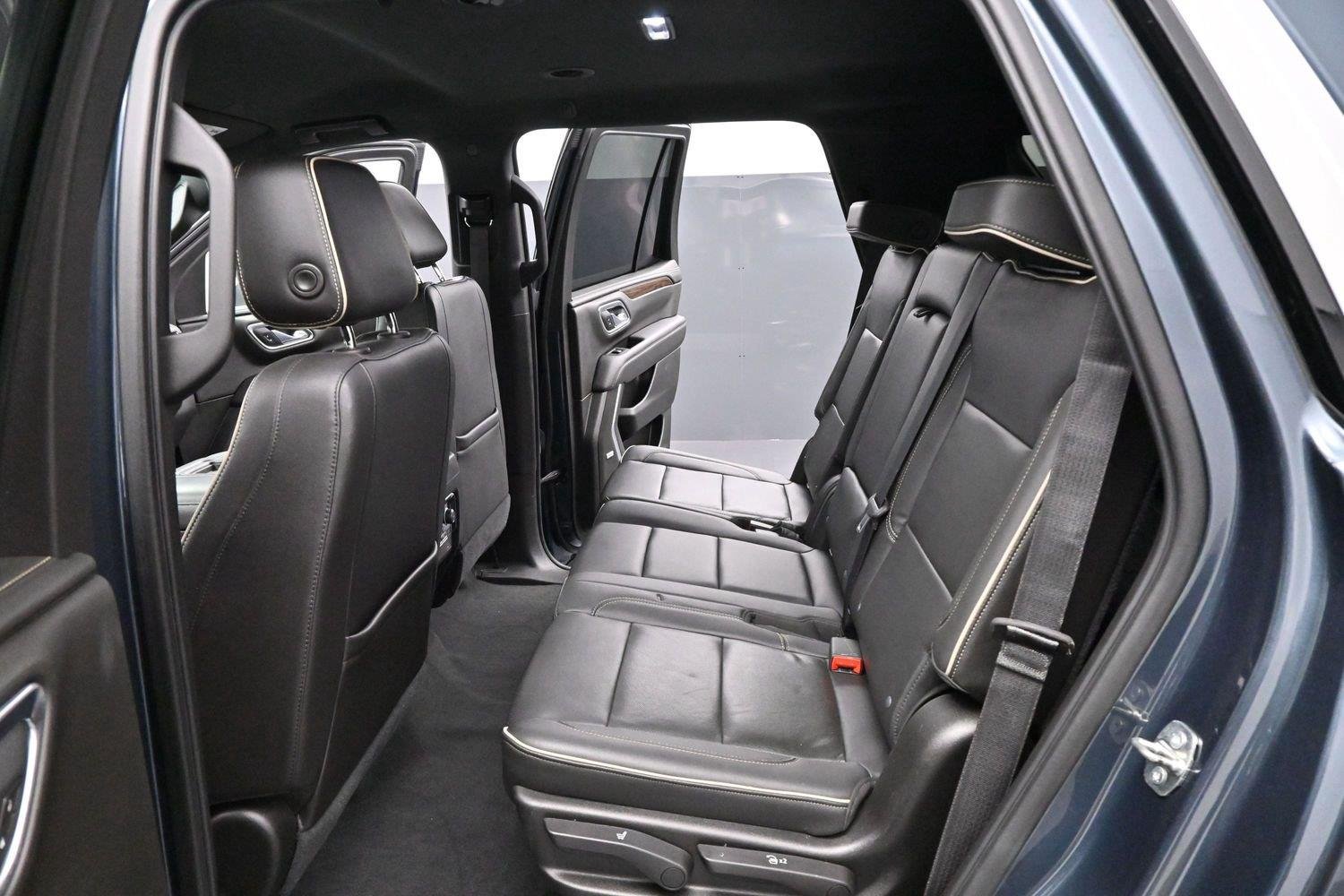 Used 2021 Shadow Gray Metallic Chevrolet Premier image 31