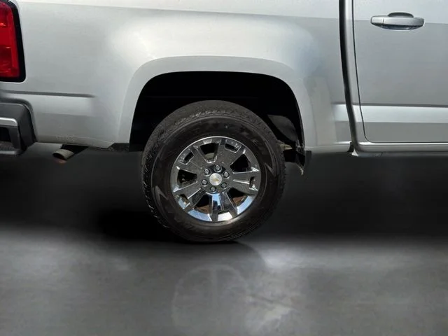 Used 2017 Silver Chevrolet LT image 14