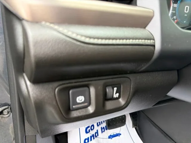 Used 2019 DARK SKY METALLIC GMC Denali image 37