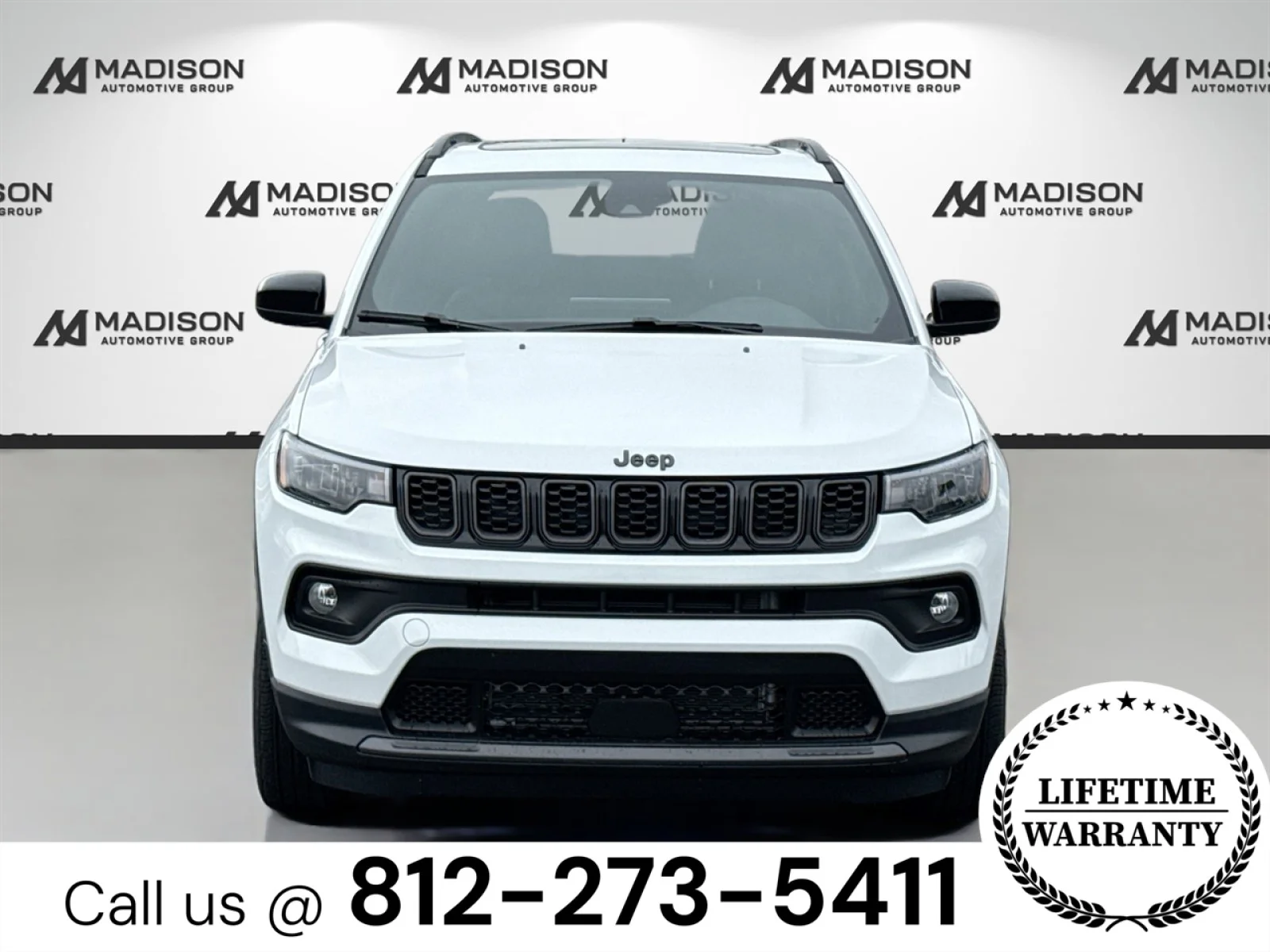 New 2026 Bright White Clearcoat Jeep Latitude Altitude image 2