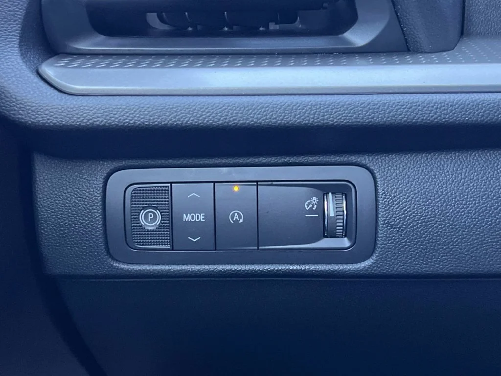 2027 Chevrolet Traverse LT - Photo 24