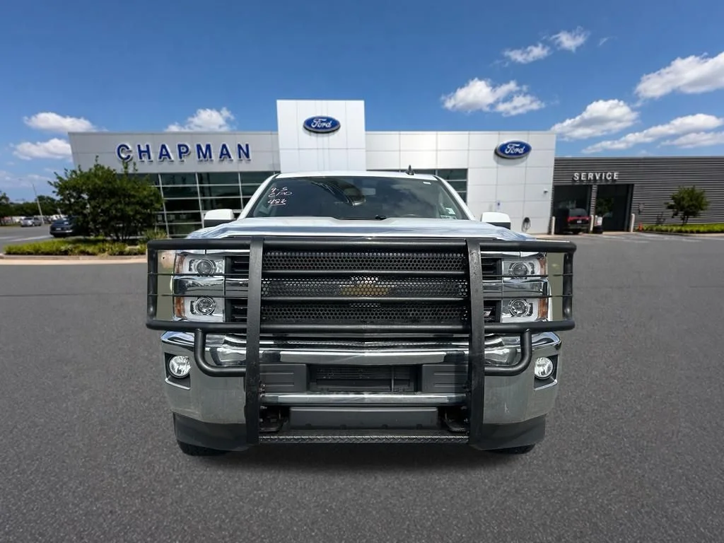 Used 2016 Summit White Chevrolet LT image 5