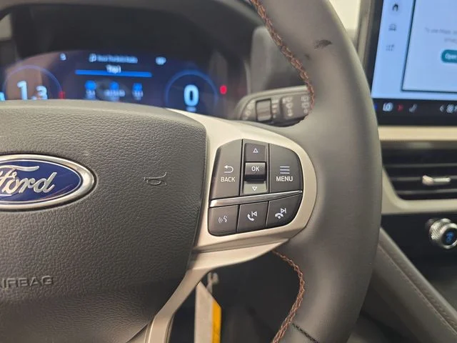 New 2026 Star White Metallic Tri-Coat Ford Active image 37