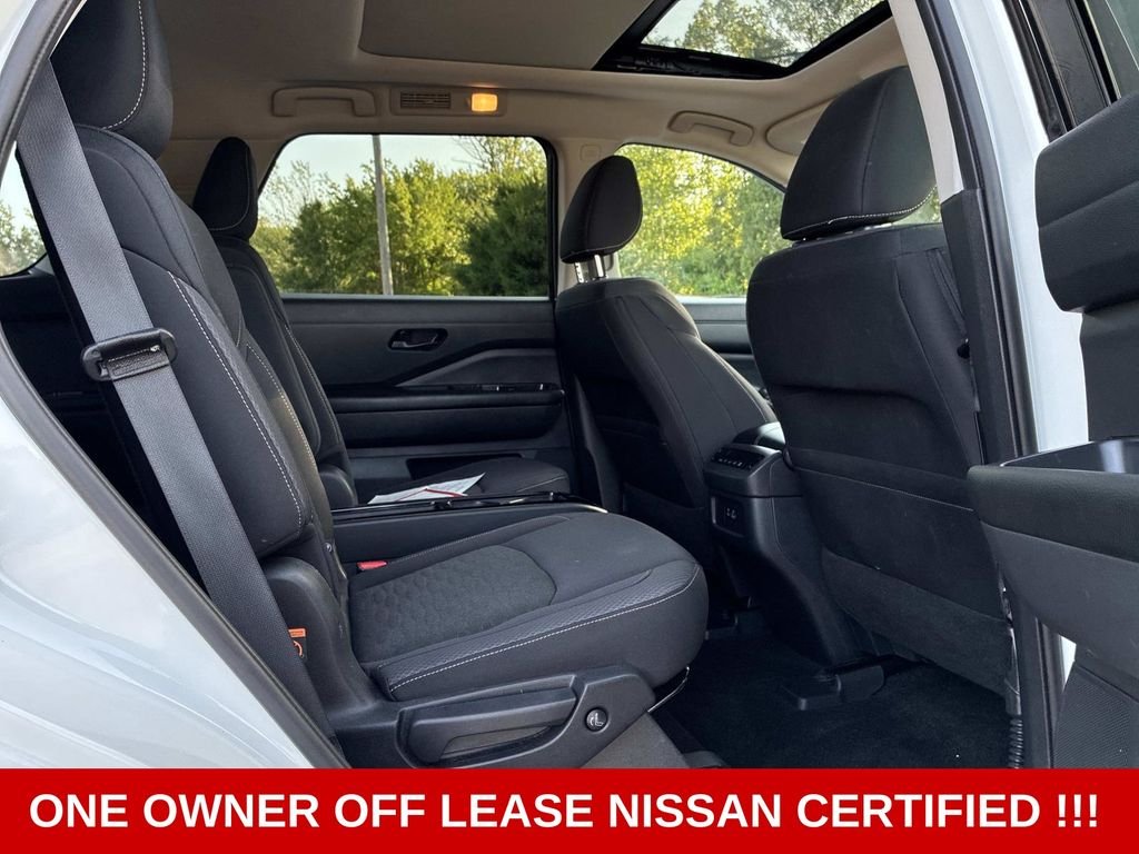 Used 2023 White Nissan SV image 11