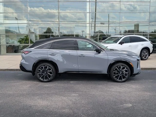 New 2027 Gray INFINITI AUTOGRAPH image 8