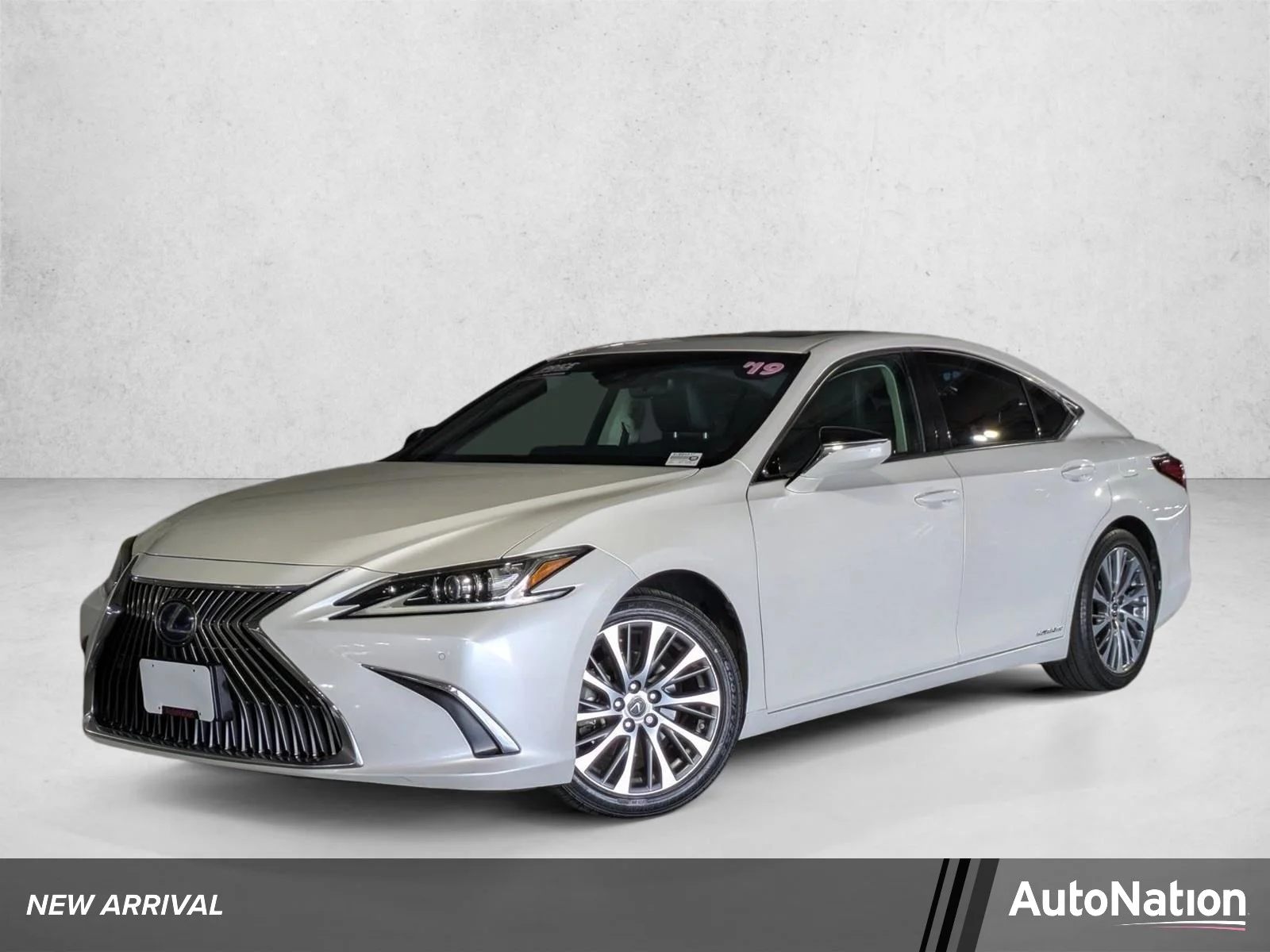 2019 Lexus ES Hybrid