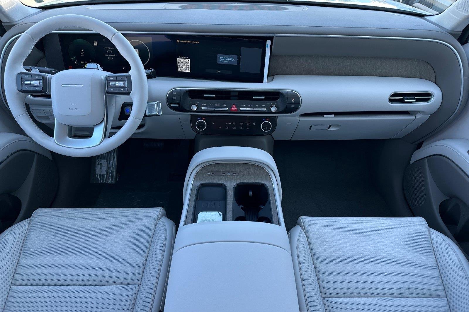 New 2026 Creamy White Pearl Hyundai SEL 8P image 12