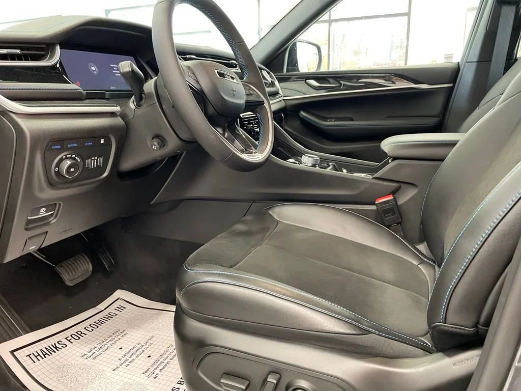 New 2024 Baltic Gray Metallic Clearcoat Jeep Trailhawk 4xe image 15