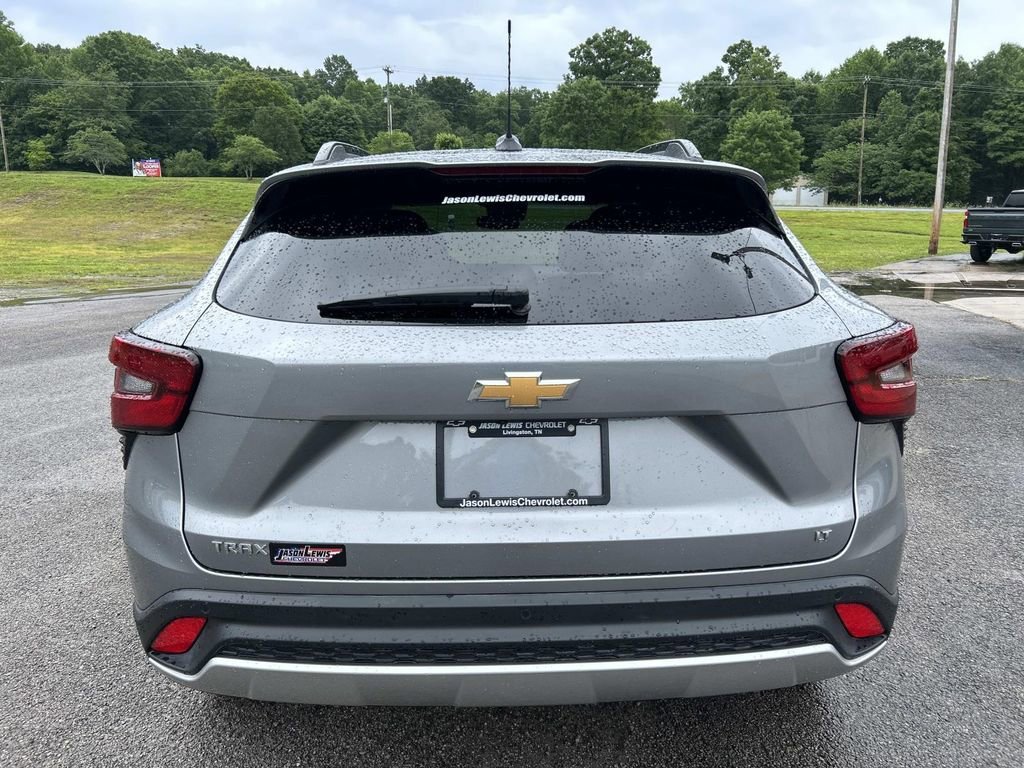 Used 2025 Sterling Gray Metallic Chevrolet LT image 5