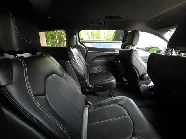 Used 2026 Silver Chrysler Select image 7