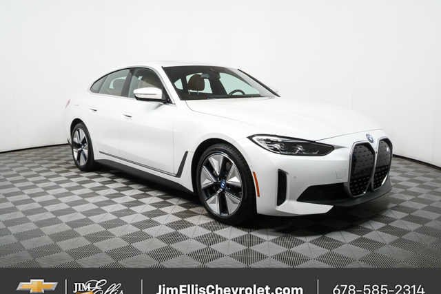 2023 BMW i4 eDrive35's photo