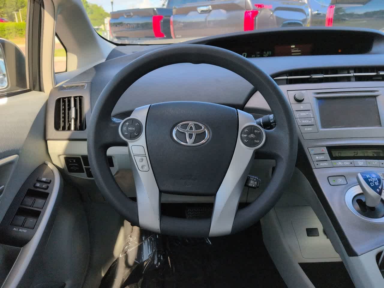 Used 2012 Classic Silver Metallic Toyota Two image 15