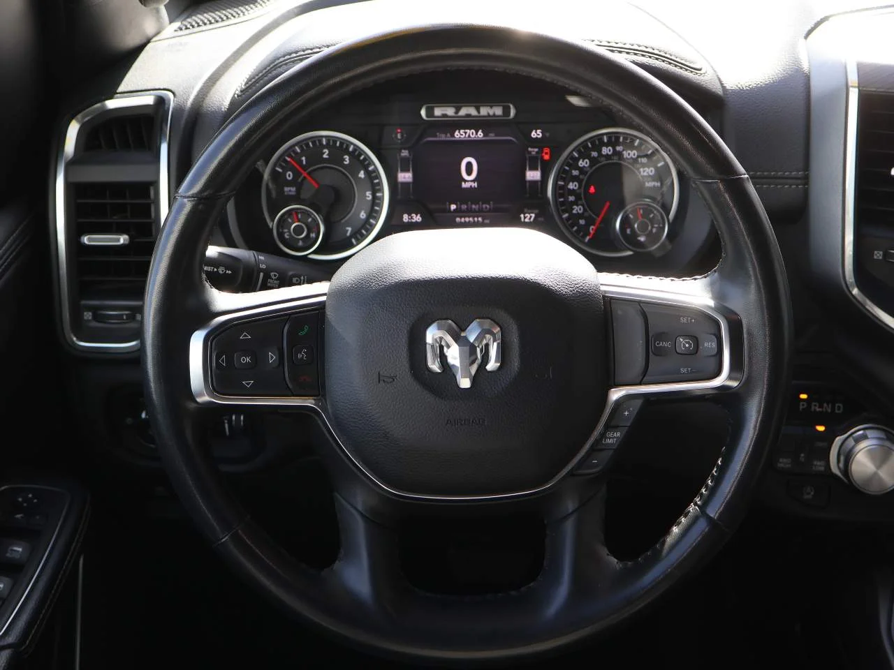 2024 RAM Ram 1500 Pickup Laramie - Photo 12