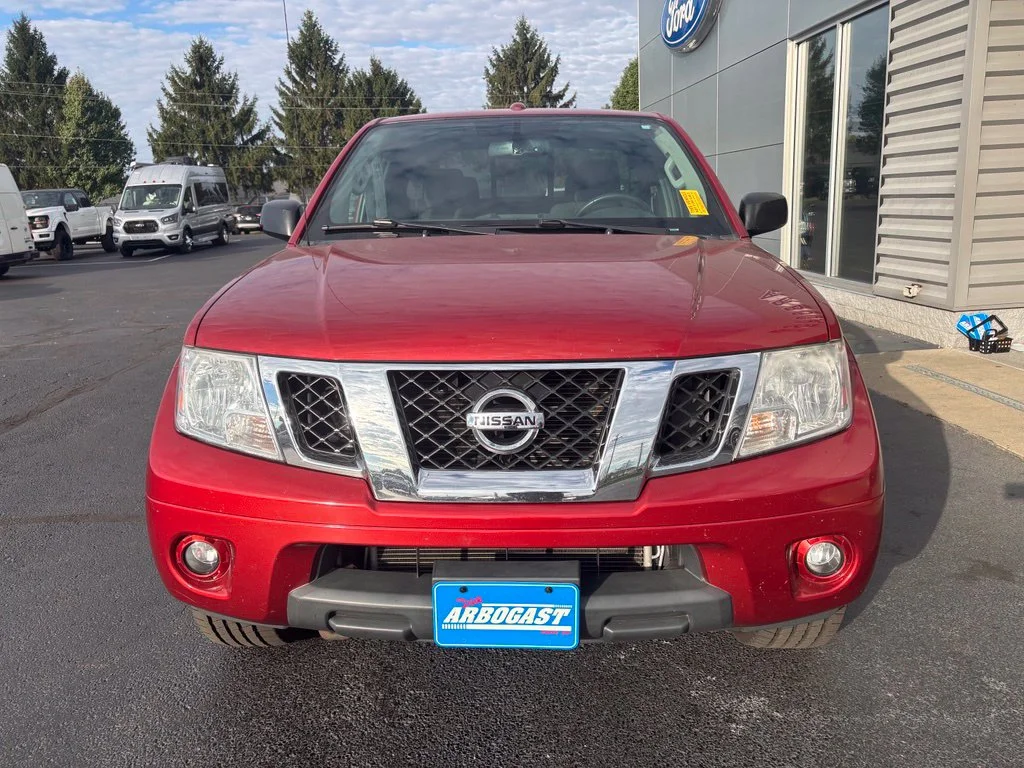 Used 2017 Red Nissan SV image 10