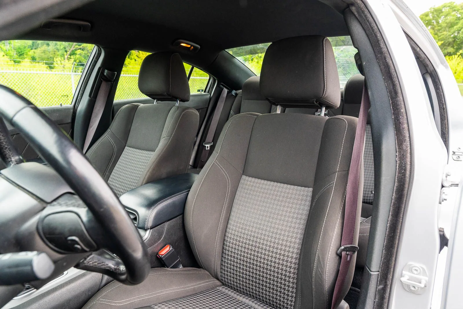 Used 2023 Silver Dodge SXT image 19