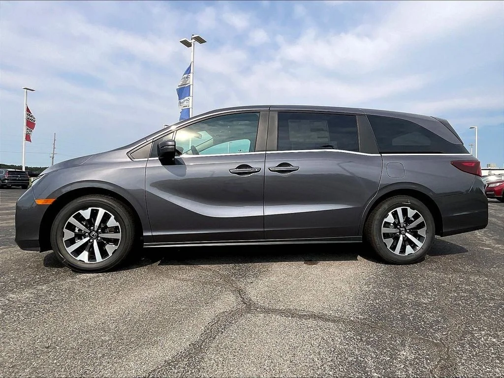 New 2026 Modern Steel Metallic Honda EX-L image 6