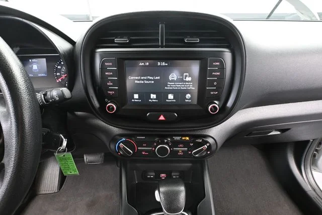 Used 2020 Silver Kia LX image 24