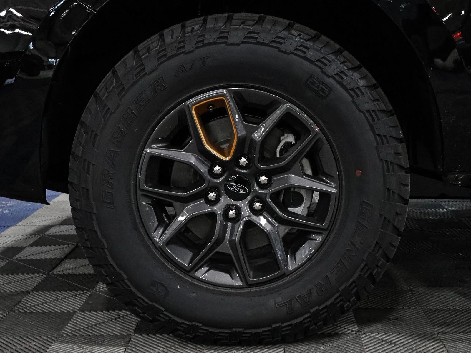 New 2026 Agate Black Metallic Ford Tremor® image 20