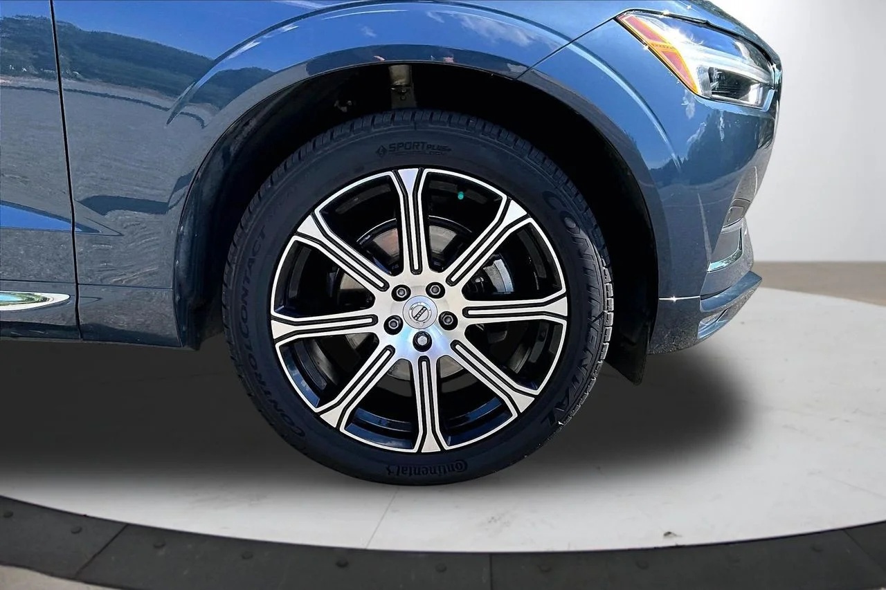 Certified Used 2021 Blue Volvo T5 Inscription image 34