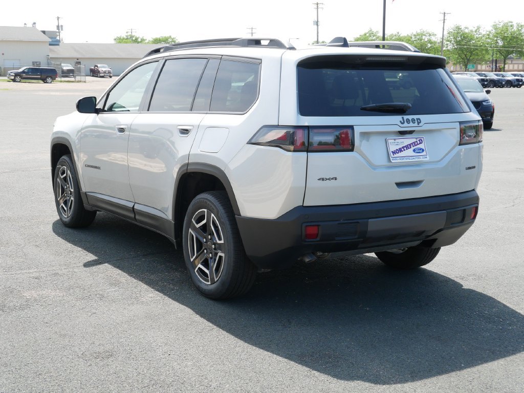 2026 Jeep Cherokee Laredo - Photo 6
