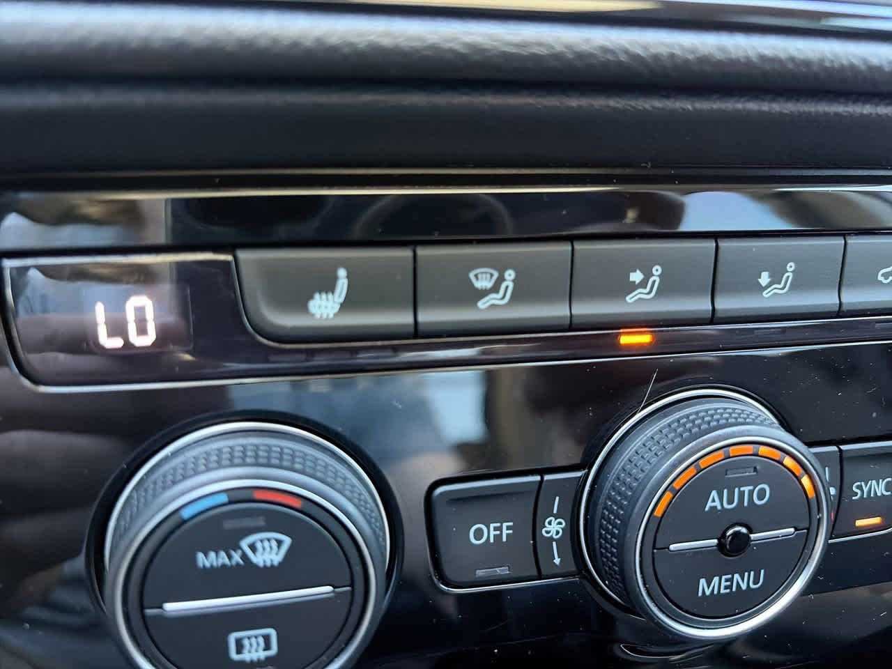 2024 Volkswagen Taos SE - Photo 22