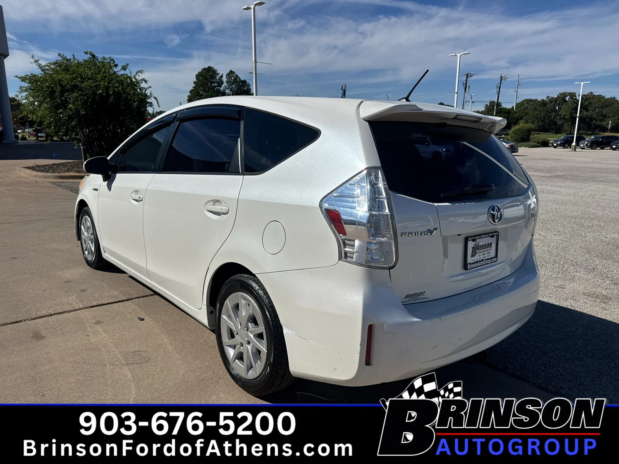 Used 2013 Blizzard Pearl Toyota Two image 7