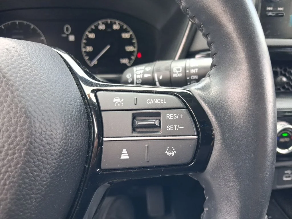 Used 2024  Honda EX-L image 29