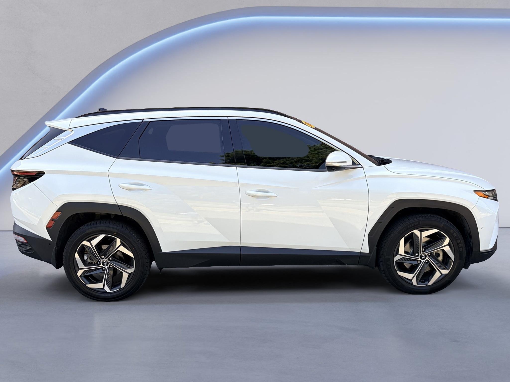 Used 2022 Quartz White Hyundai Limited image 6
