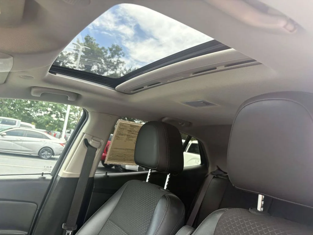 Used 2017 White Buick Preferred II image 23