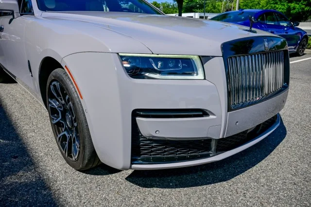 Used 2023 Tempest Grey Rolls-Royce Ghost Black Badge | Ultra-Rare Specification | Over $448,000 Ori image 9