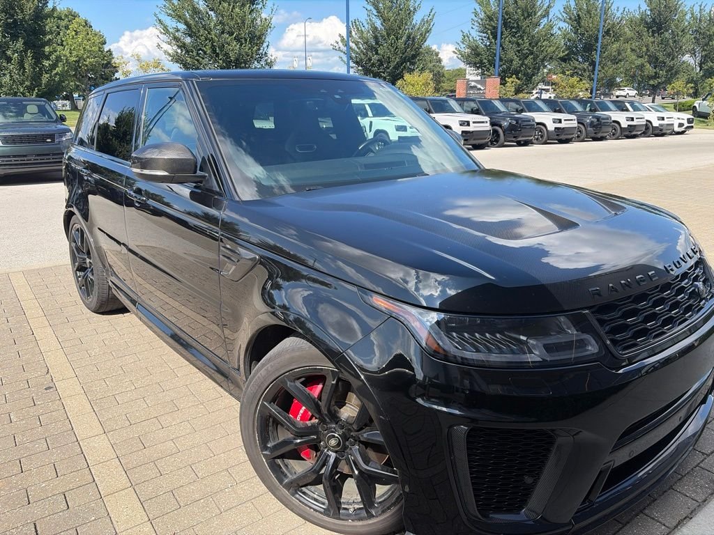 Used 2022 Santorini Black Metallic Land Rover SVR image 3