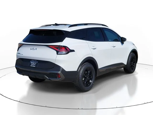 Used 2024 White Kia X-Pro image 6