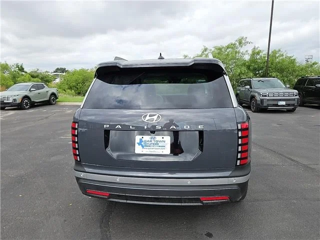 New 2026 Ecotronic Gray Pearl Hyundai SEL Premium image 4