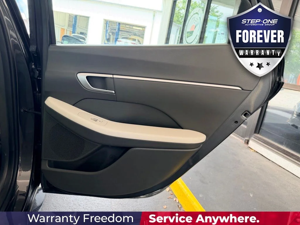 Used 2025 Gray Hyundai SEL image 32