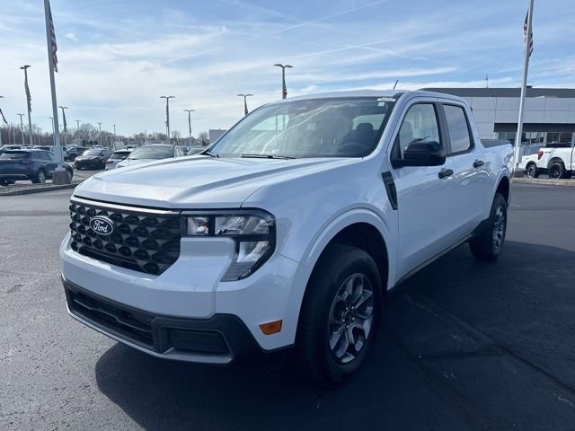 New 2026 Space White Metallic Ford XLT image 34