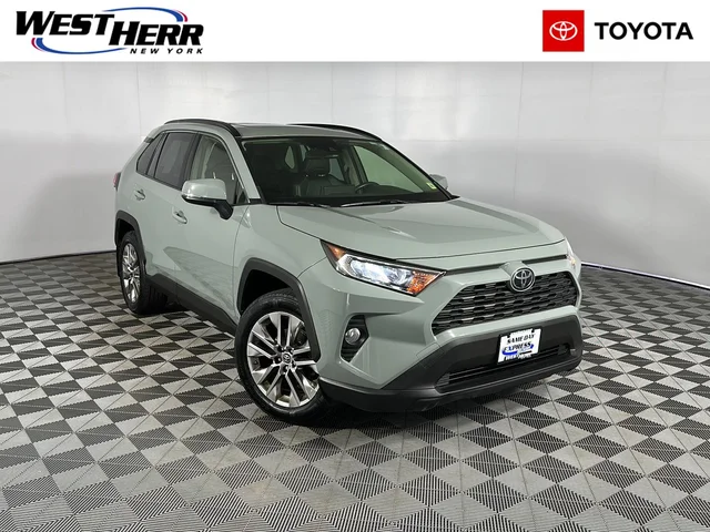 2019 Toyota RAV4 XLE Premium